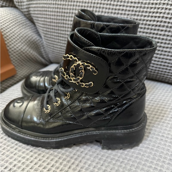 Authentic CHANEL Quilted Black Leather Boots Booties 37 7 - Picture 4 of 5